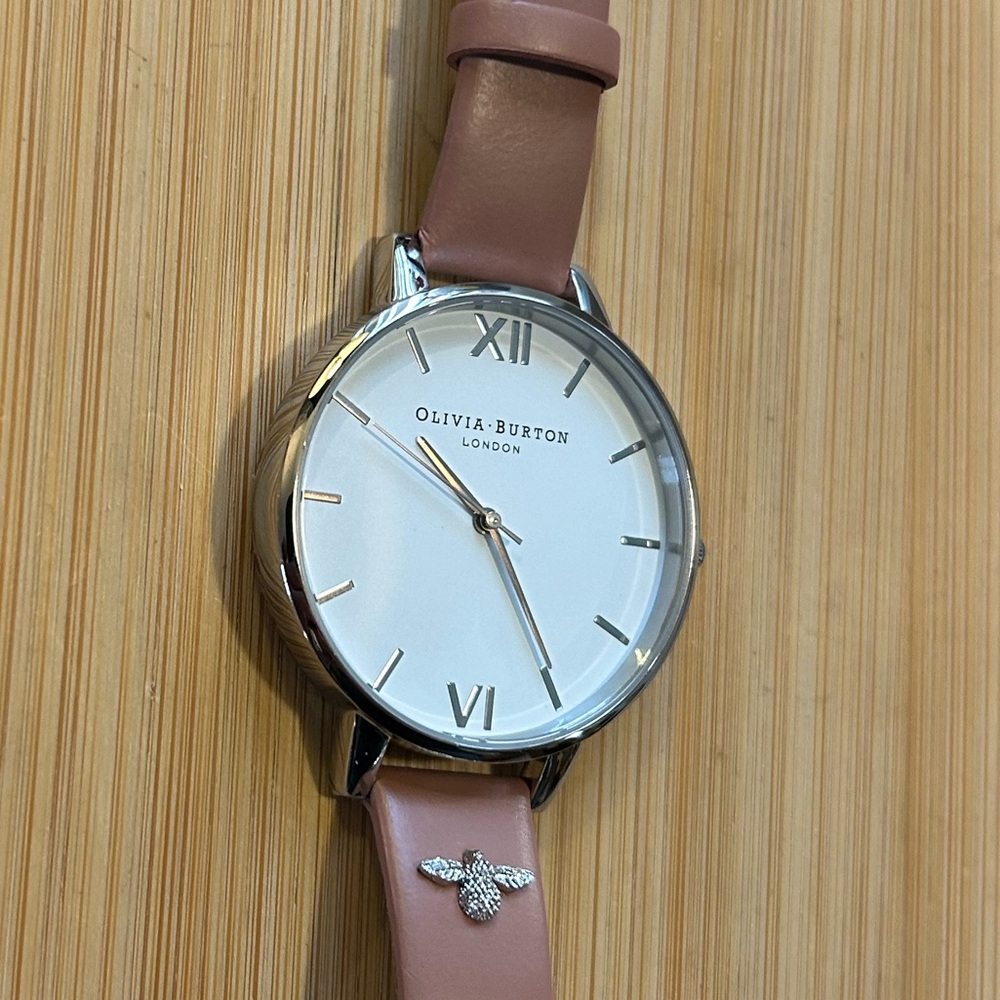 OLIVIA BURTON WATCH WITH 38mm White FACE PINK LEATHER BAND WITH SILVER BEE - Picture 2 of 7